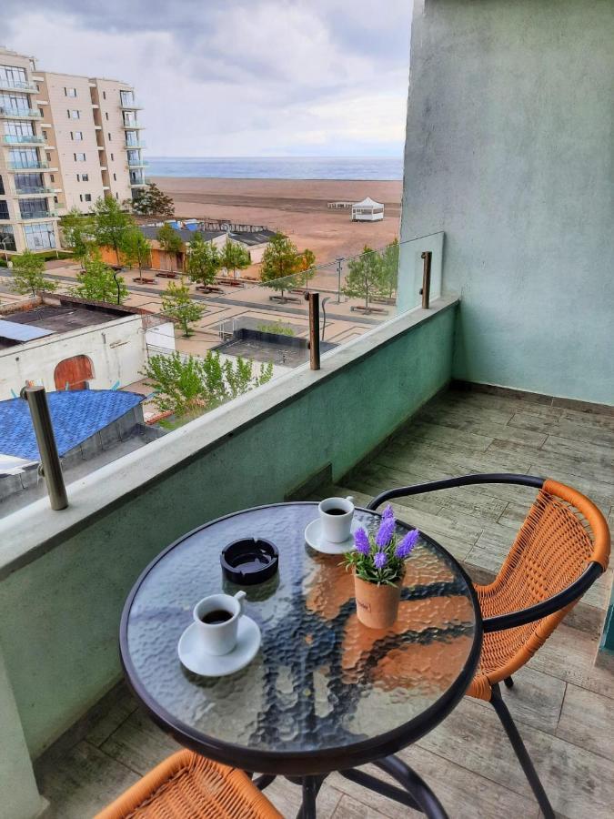 Hotel Riviera Mamaia Bagian luar foto