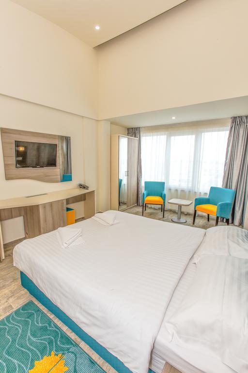 Hotel Riviera Mamaia Bagian luar foto