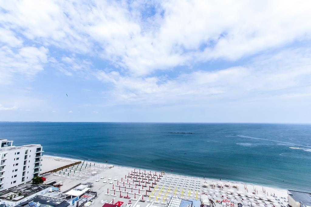 Hotel Riviera Mamaia Bagian luar foto