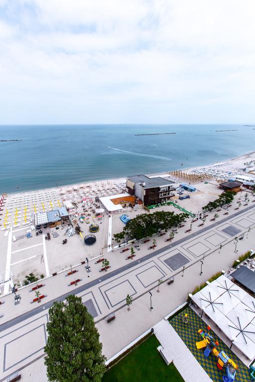 Hotel Riviera Mamaia Bagian luar foto